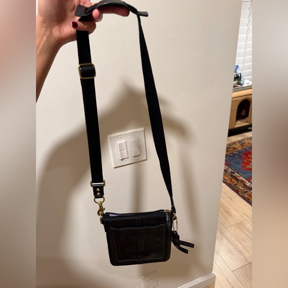 Coach Black Leather Shoulder Bag with Gold Accents - Picture 2 of 9